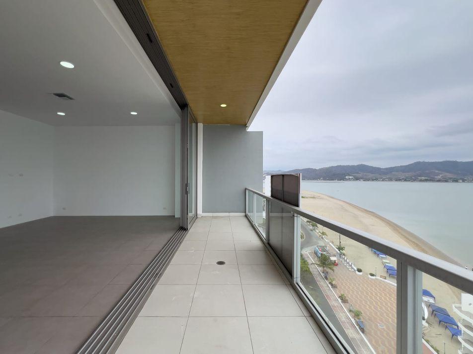 Penthouse de lujo con vista al mar en Bahía de Caráquez de arriendo
