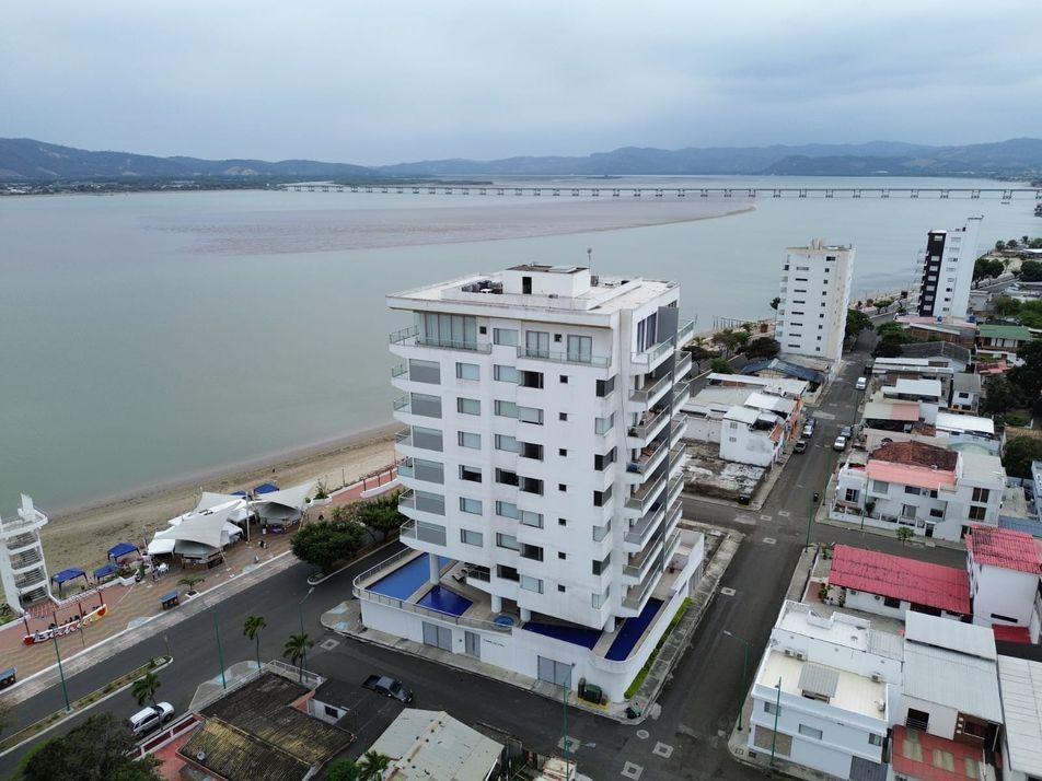 Penthouse de lujo con vista al mar en Bahía de Caráquez de arriendo