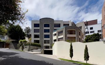 Departamento Dúplex en Venta en Bellavista, Quito