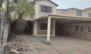 Casa en venta en urb. villa Club, Daule, Guayas