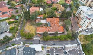 Terreno premium en Monteserrín con potencial para 5 residencias exclusivas