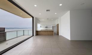 Penthouse de lujo con vista al mar en Bahía de Caráquez de arriendo
