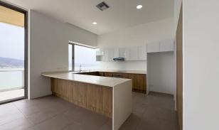 Penthouse de lujo con vista al mar en Bahía de Caráquez de arriendo